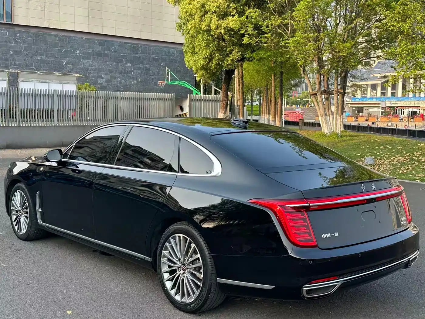  HONGQI H9