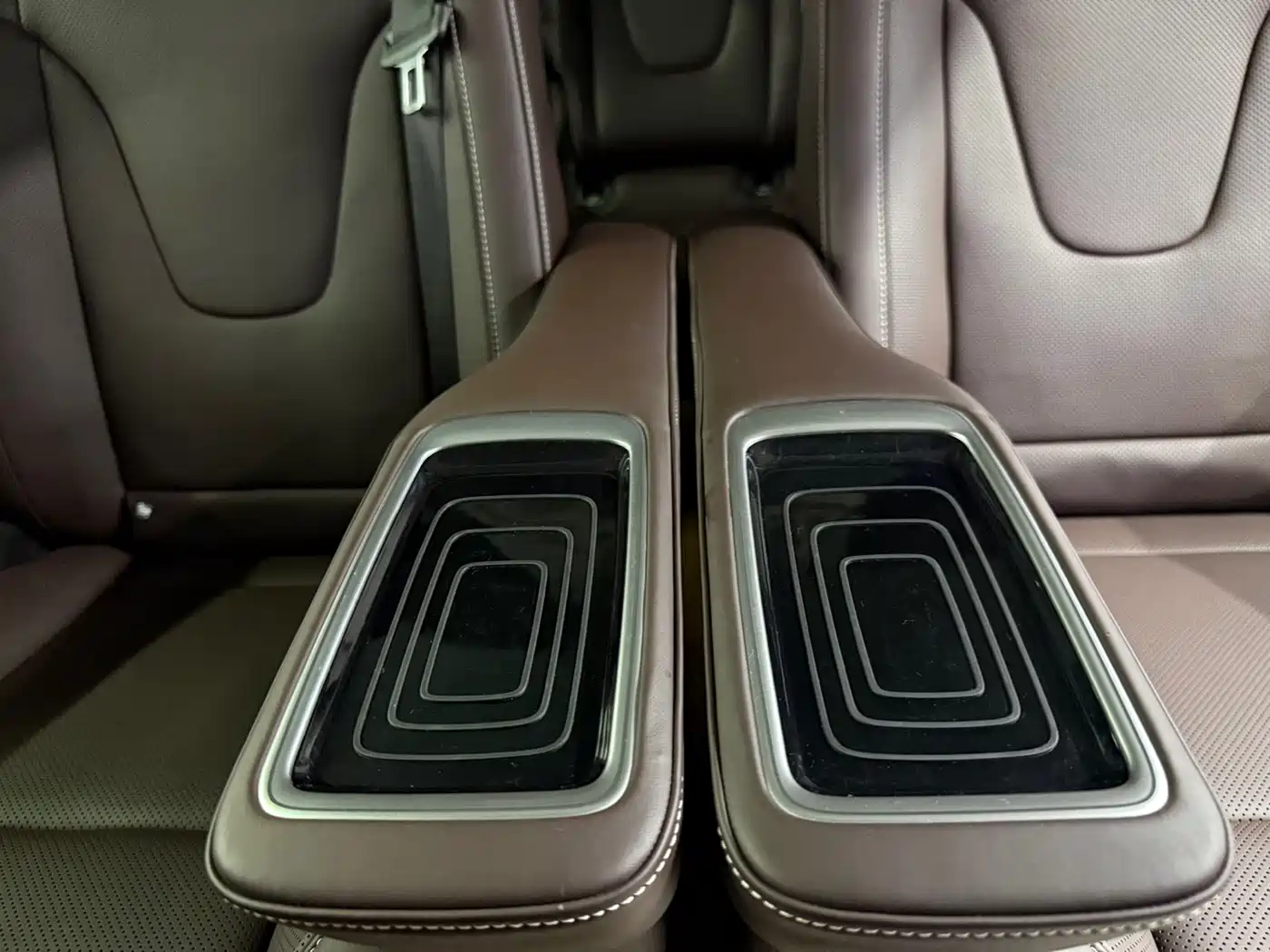 Mercedes-Benz V-Class 2025 2022 V 260 L Long Wheelbase Luxury Edition