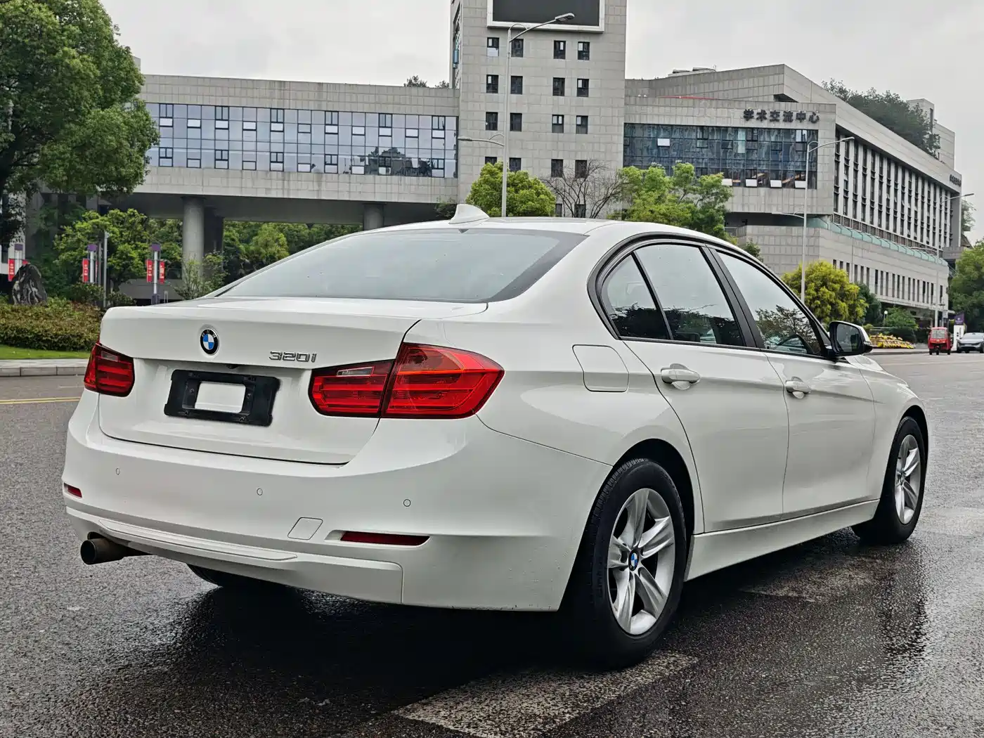 BMW 3 Series 2015 320i Super Joy Fashion фото 12