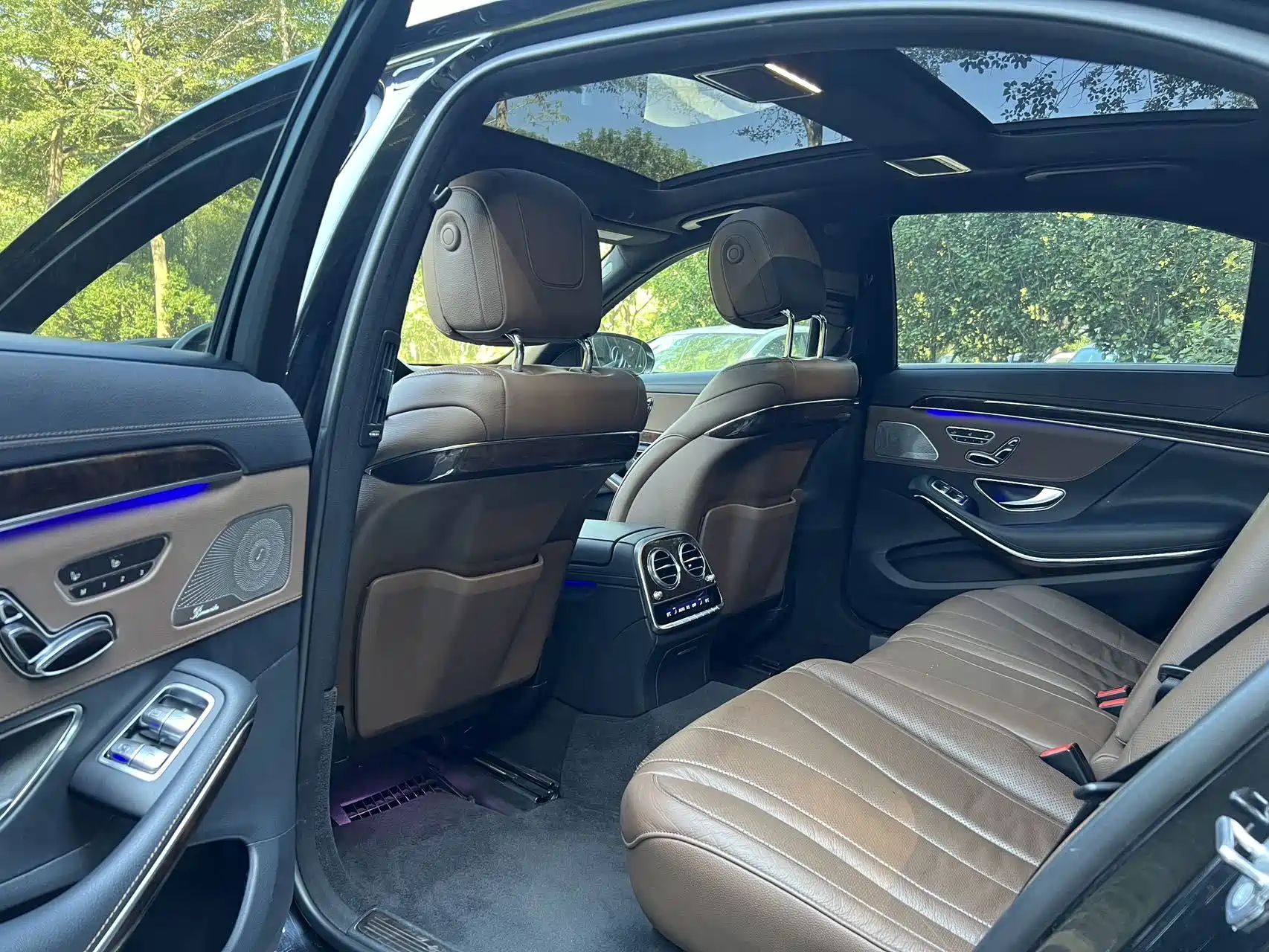 Фото 6 - Mercedes-Benz S-Class