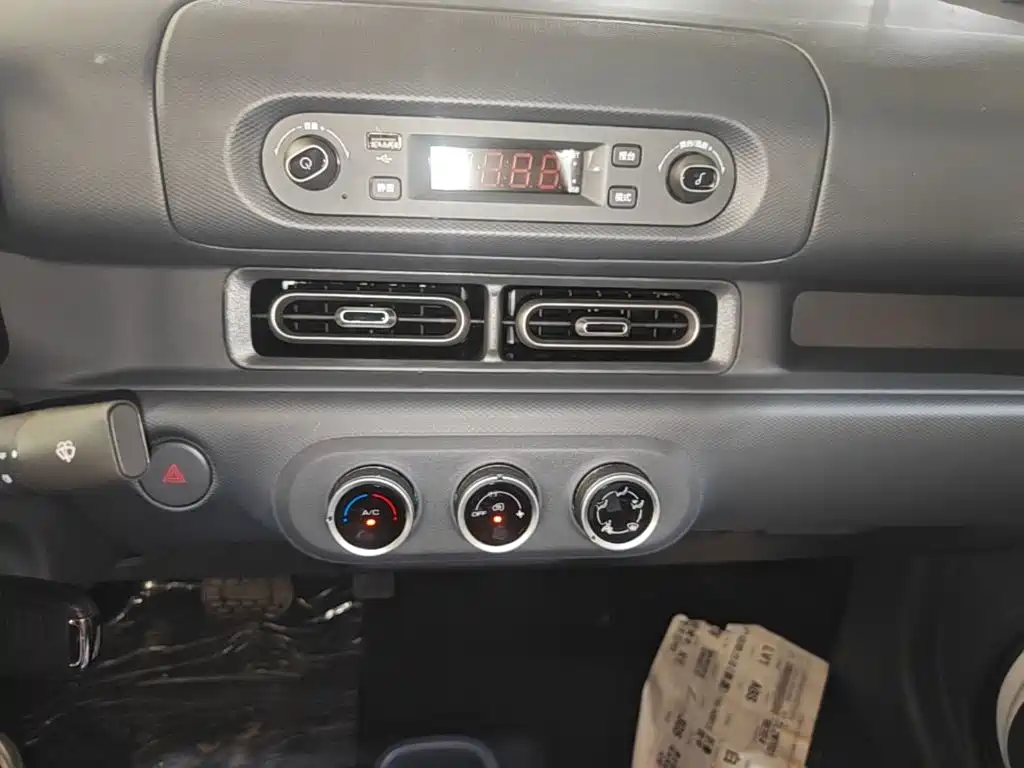 Wuling Motors Wuling Zhiguang NEV 2026 2025 Model 305km Base Version