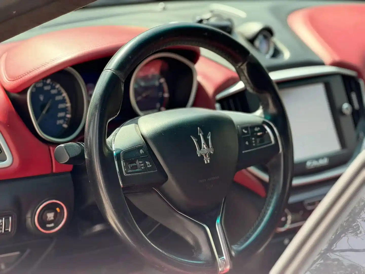 صورة 4 - Maserati Ghibli