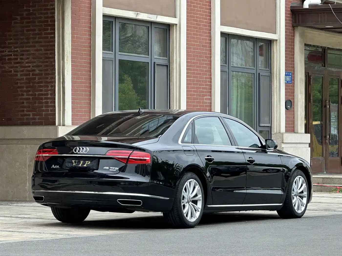 Audi A8 2016 A8L 45 TFSI quattro Luxury фото 4