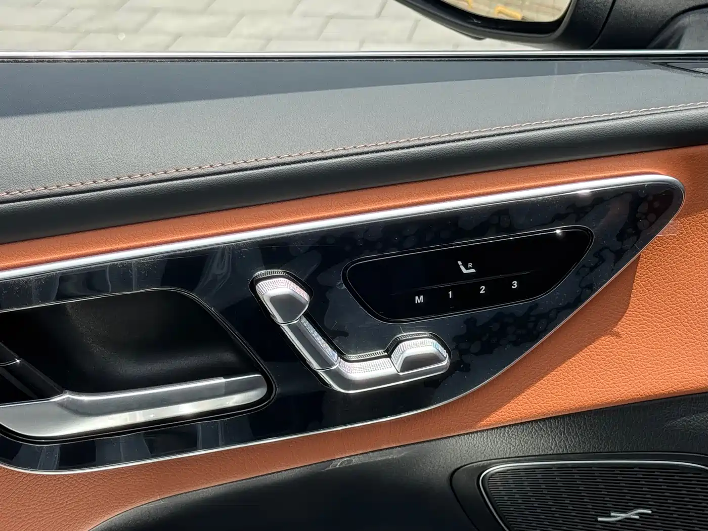 Mercedes-Benz GLC 2025 GLC 300 L 4MATIC Dynamic 5-seater фото 13