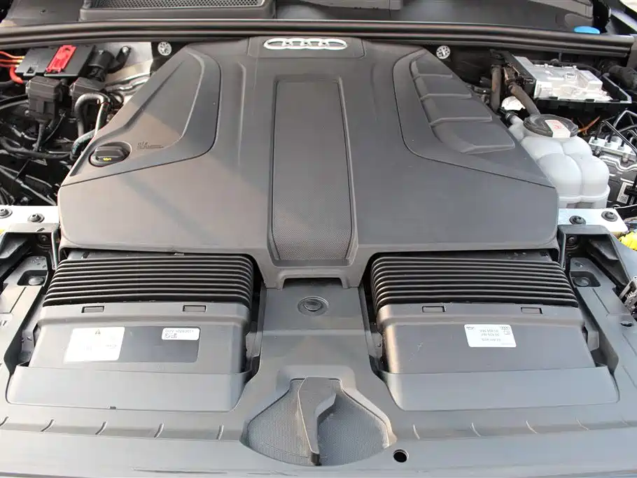 Audi Q7 2023 45 TFSI quattro S line Sport фото 14