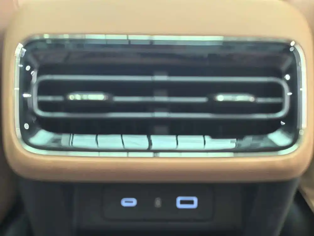 Geely Galaxy Galaxy Xingyao 8 2025 2025 130km EM-P Starship Edition