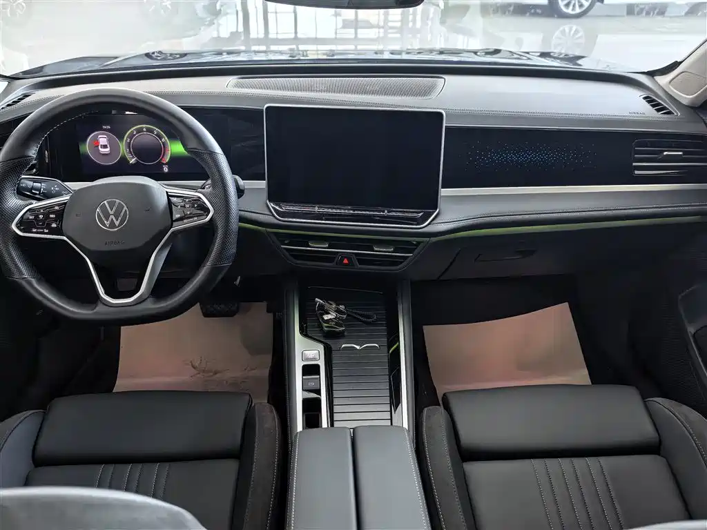 Volkswagen Magotan 2024 300TSI DSG Premium Edition (Eye-catching Package) фото 9