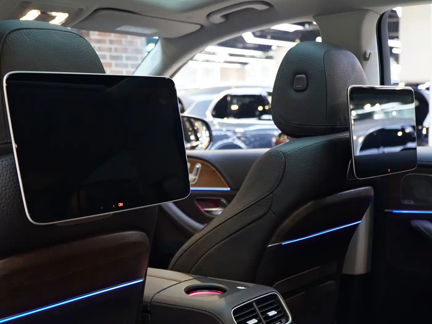 Mercedes-Benz GLS 2022 GLS 450 4MATIC Luxury фото 23