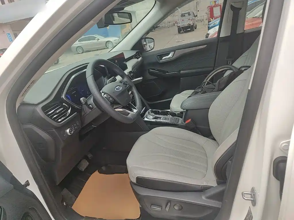 Ford Escape 2023 2020 EcoBoost 245 2WD Smart Premium Edition