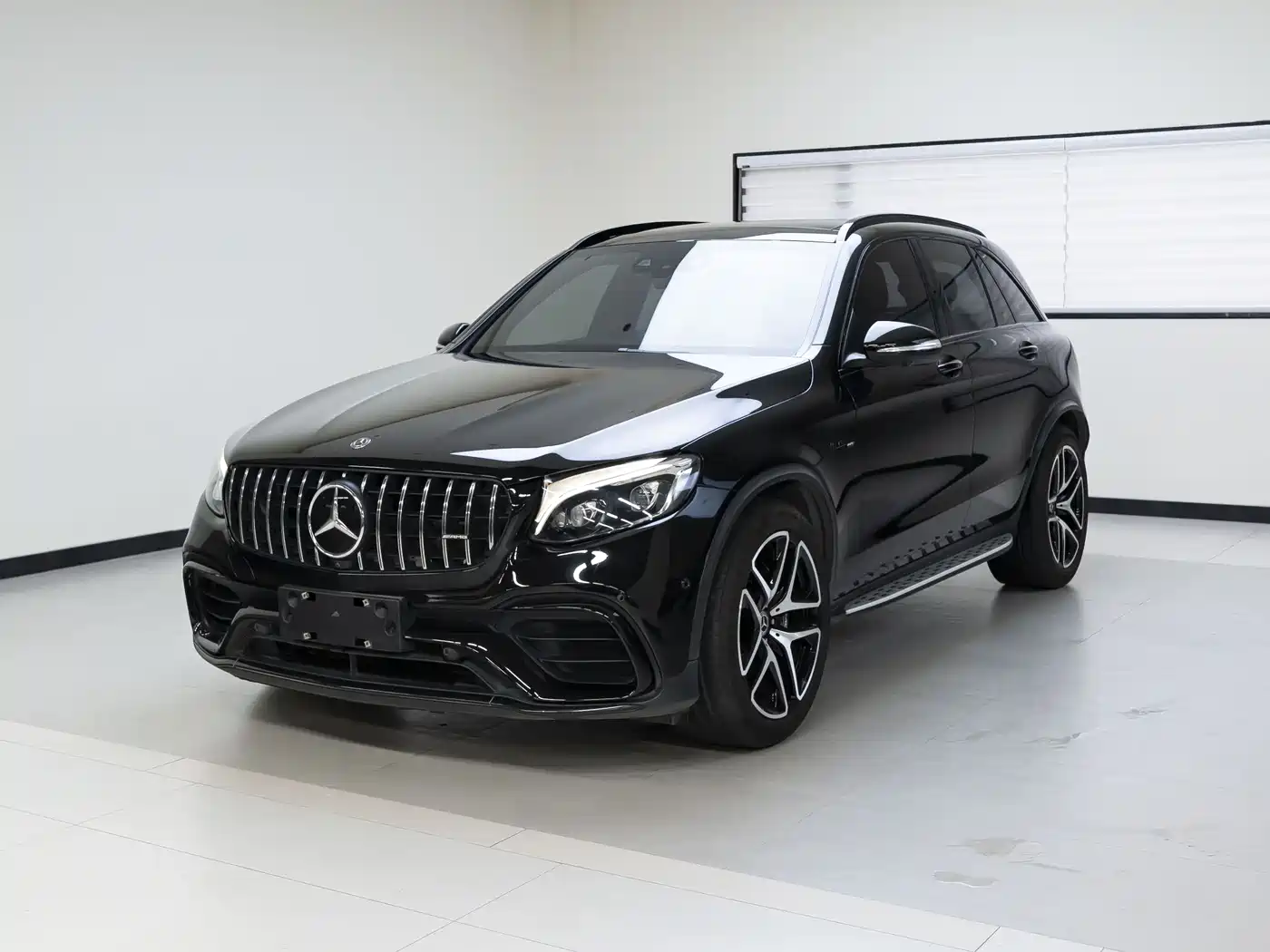 Mercedes-Benz GLC AMG 2018 AMG GLC 63 4MATIC+