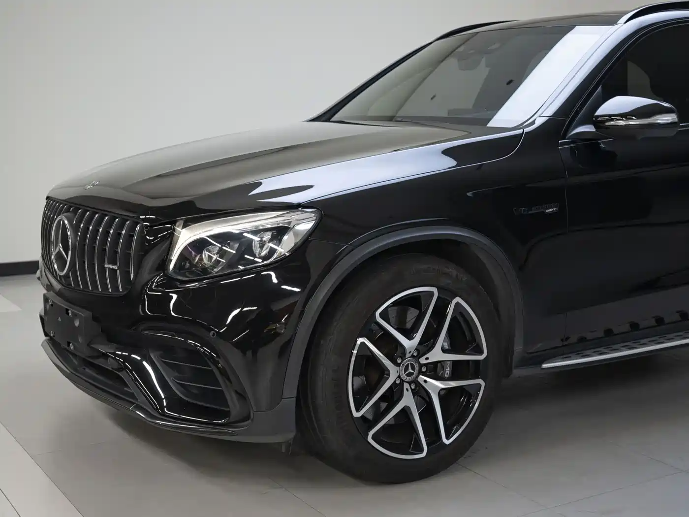 Mercedes-Benz GLC AMG 2018 AMG GLC 63 4MATIC+ фото 14