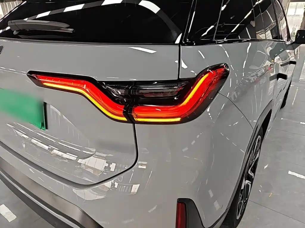 Фото 8 - NIO ES6