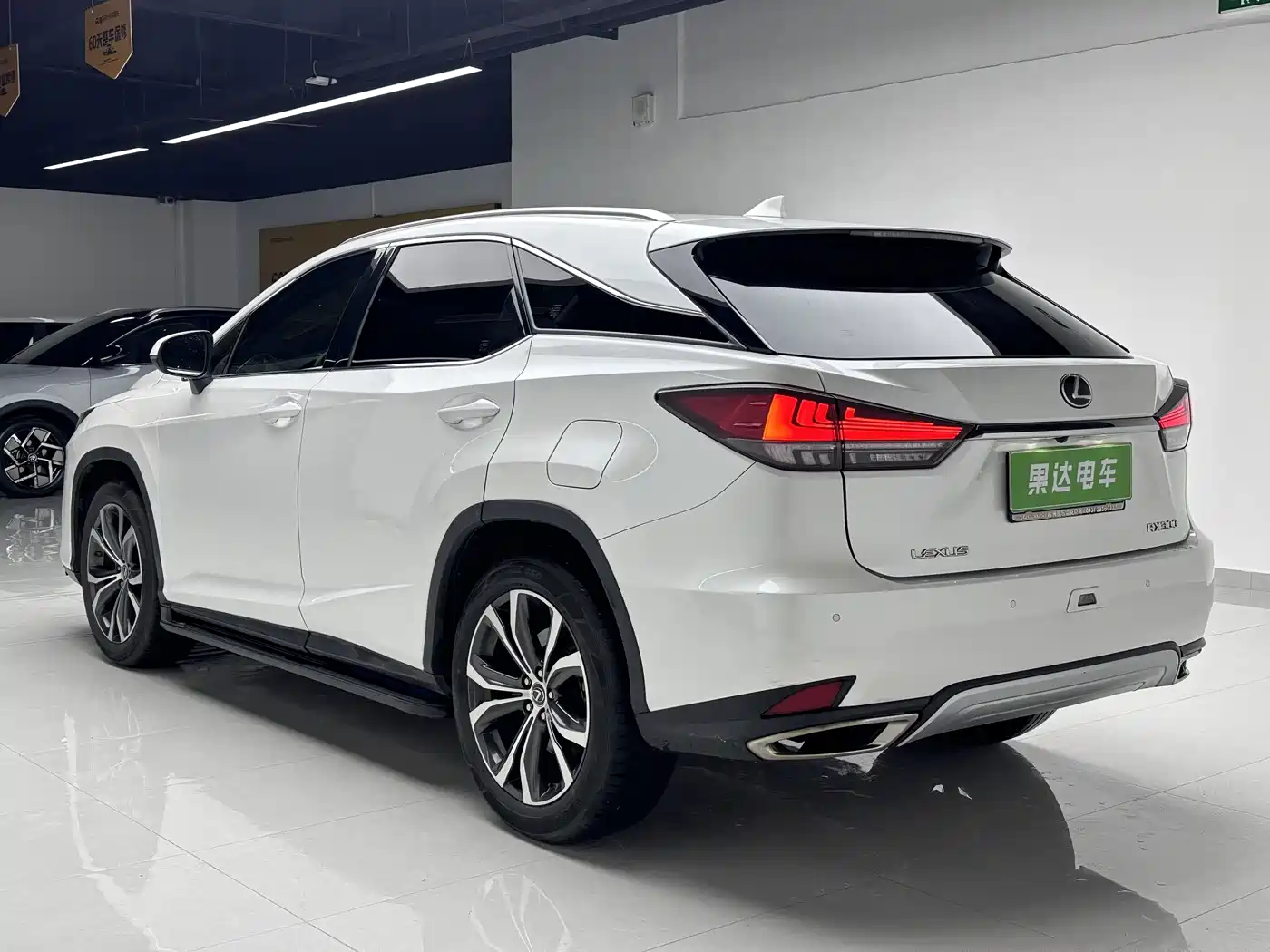 Lexus RX 2020 300 4WD Elegance Edition China VI фото 3