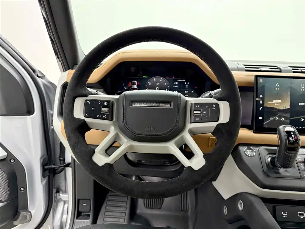 Land Rover Defender 2024 110 3.0T P400 X-DYNAMIC HSE фото 15