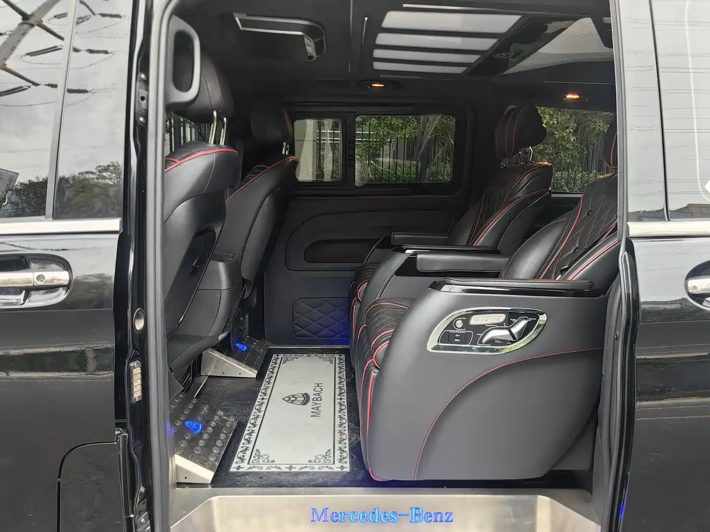 Mercedes-Benz Vito 2021 2.0T Business Edition 7-seater фото 6