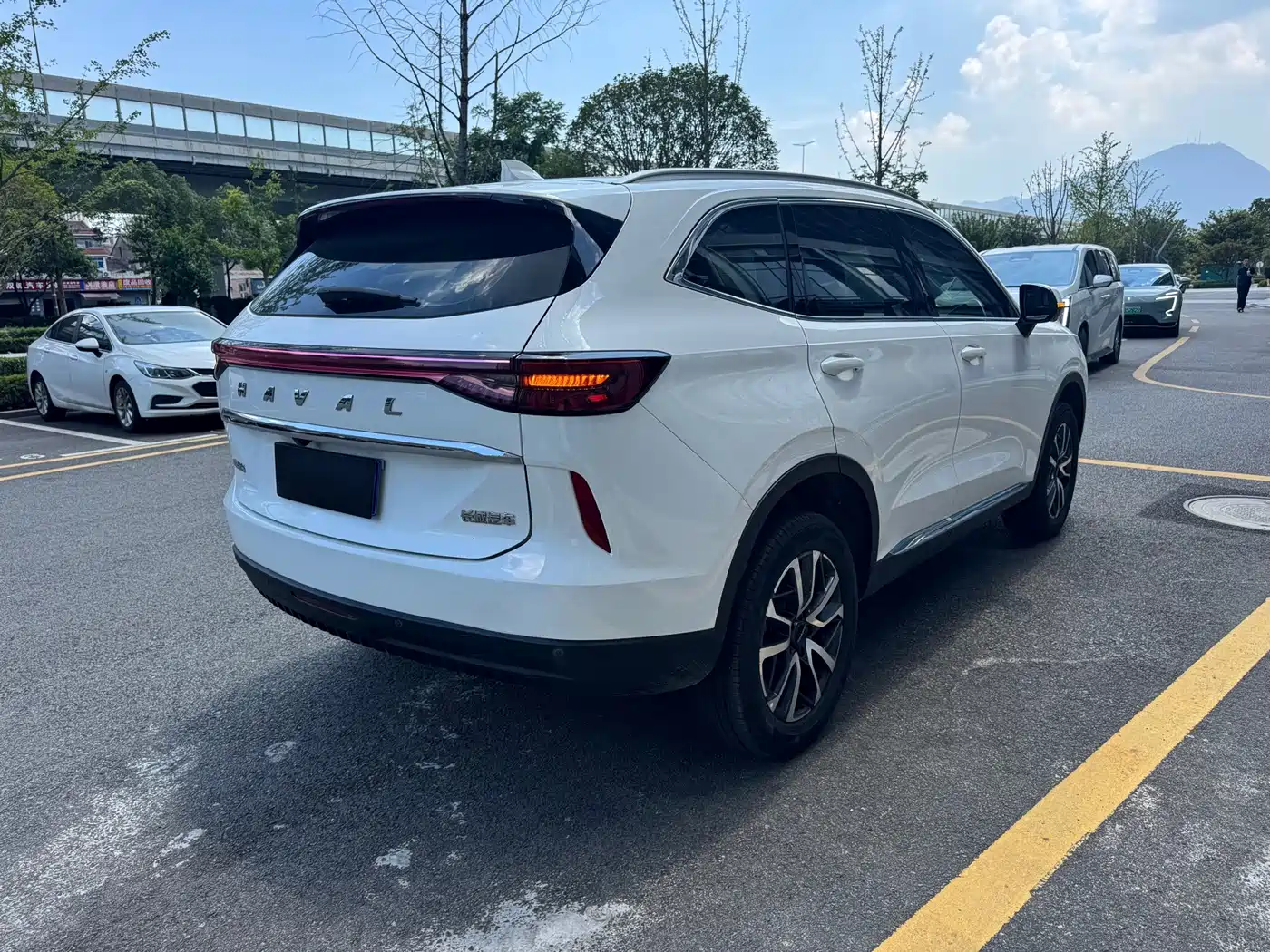 Фото 14 - Haval H6