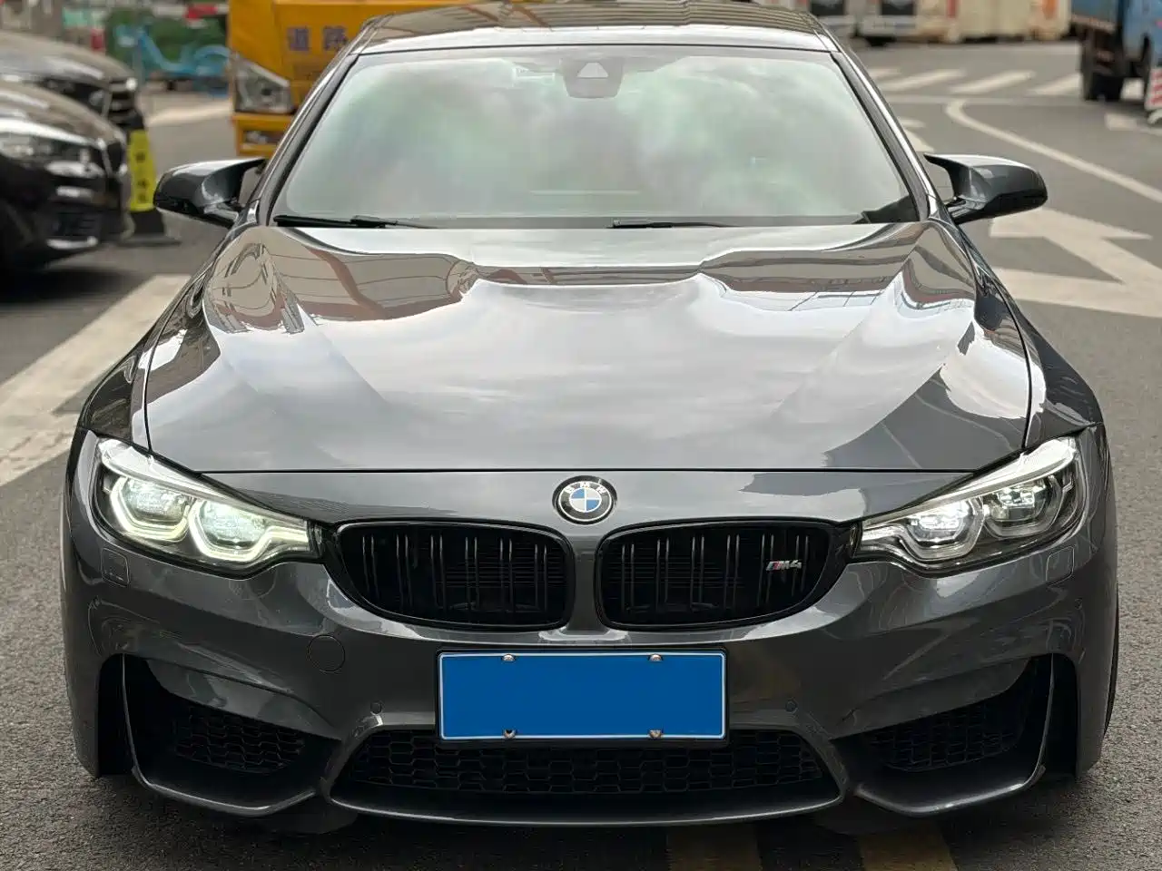 BMW M4 2018 M4 Coupe Fans Limited Edition фото 2
