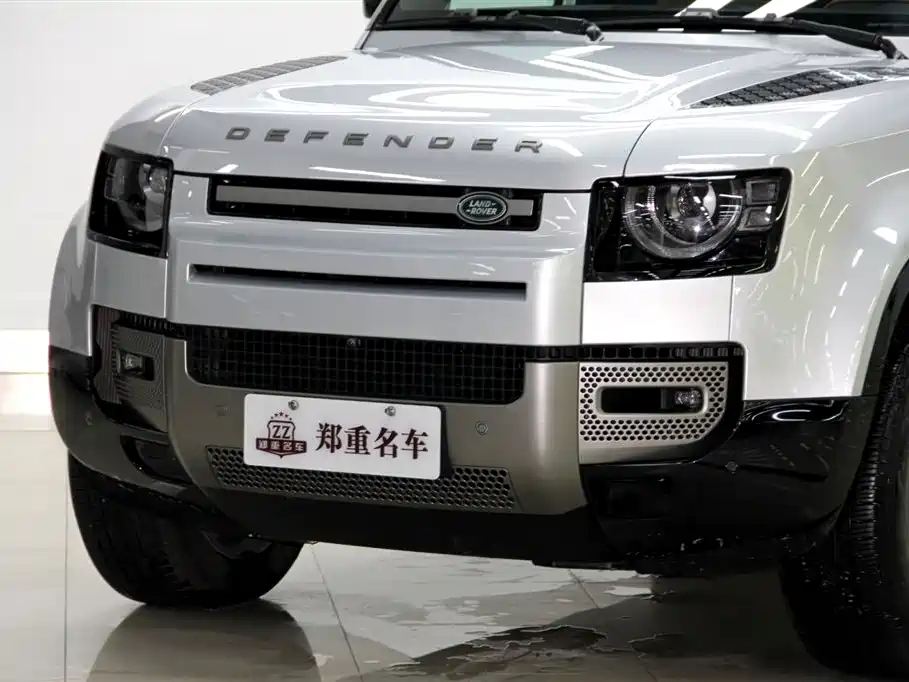 Land Rover Defender 2024 110 3.0T P400 X-DYNAMIC HSE фото 24