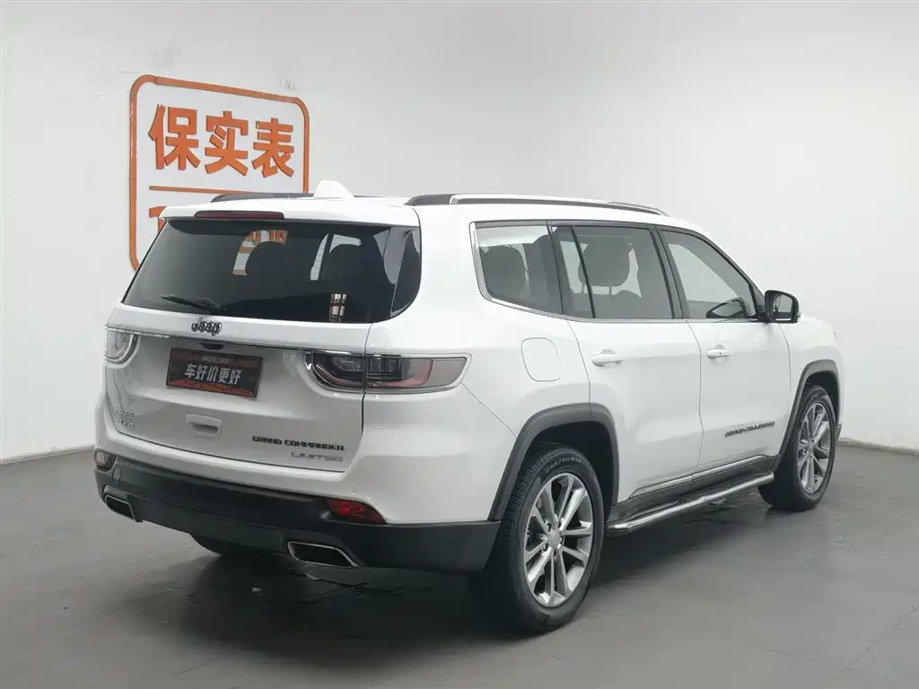 JEEP GRAND COMMANDER