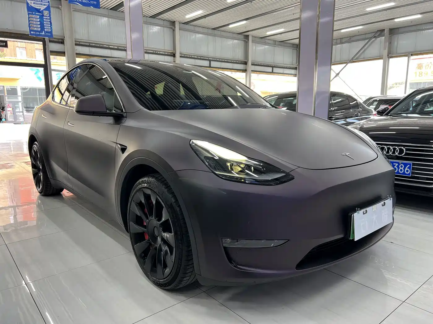 Фото 3 - Tesla Model Y