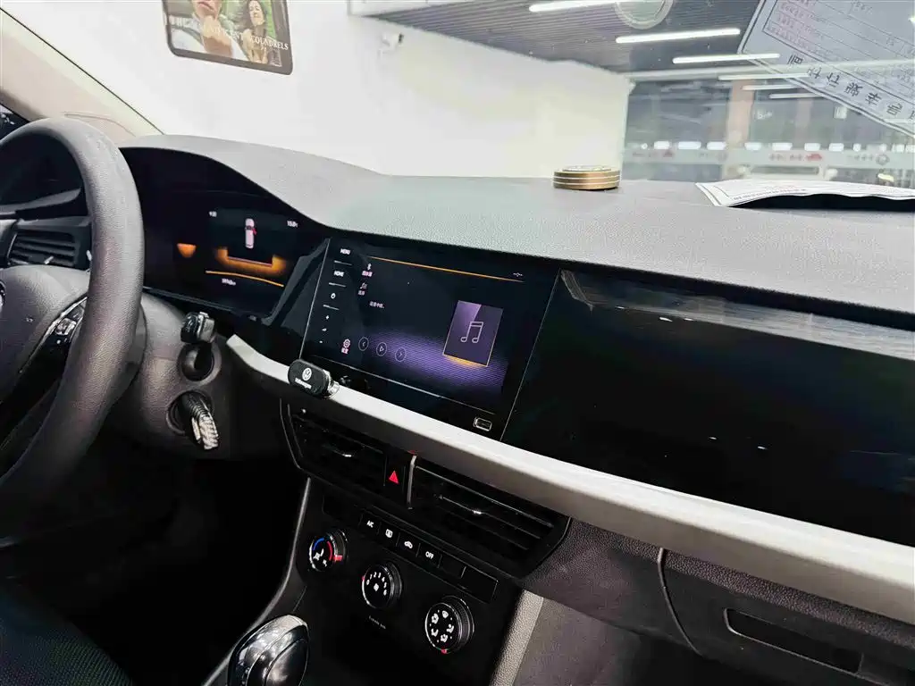 Volkswagen Lavida 2021 1.5L Auto Comfort Edition фото 21