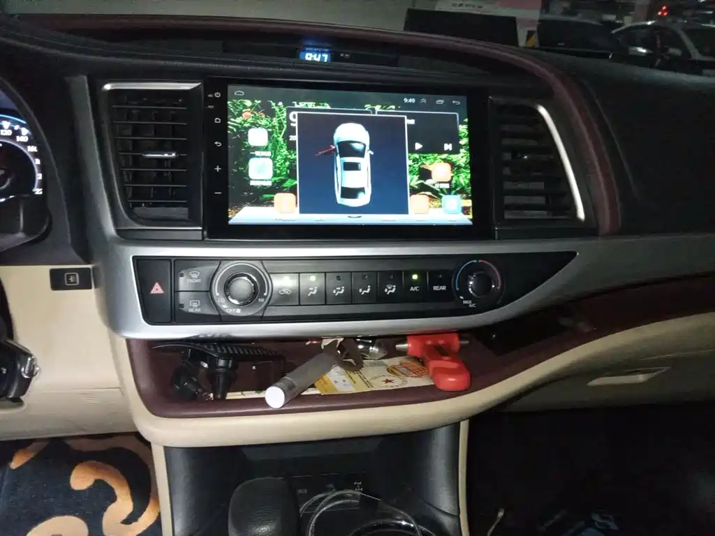 Фото 6 - Toyota Highlander