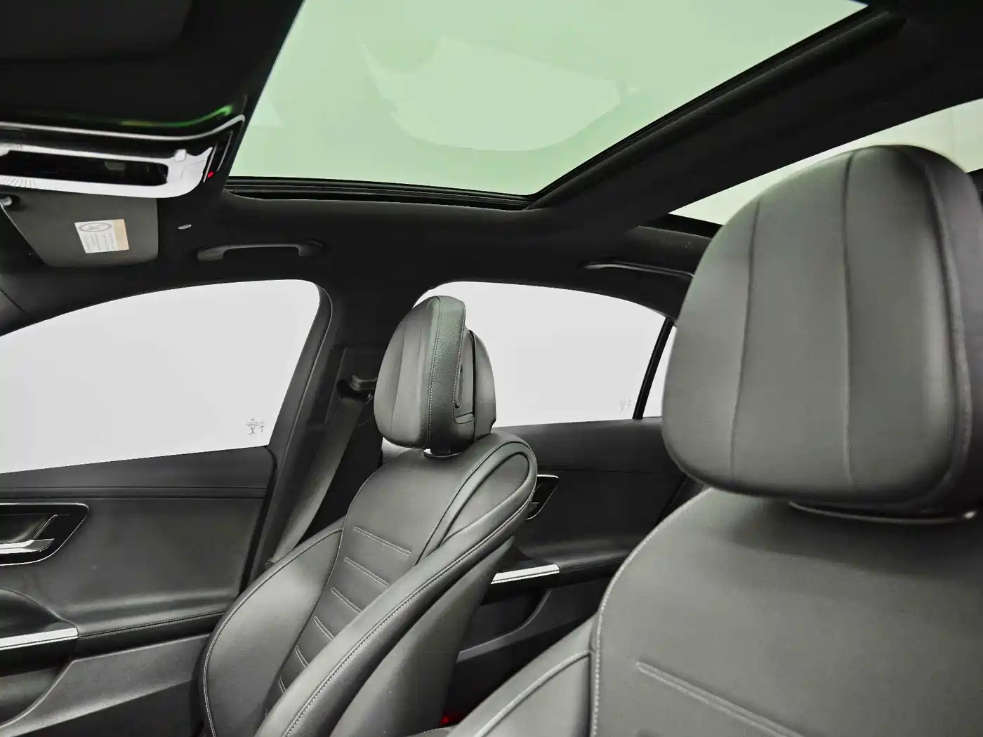 Mercedes-Benz C-Class 2024 C 260 L Sport фото 23