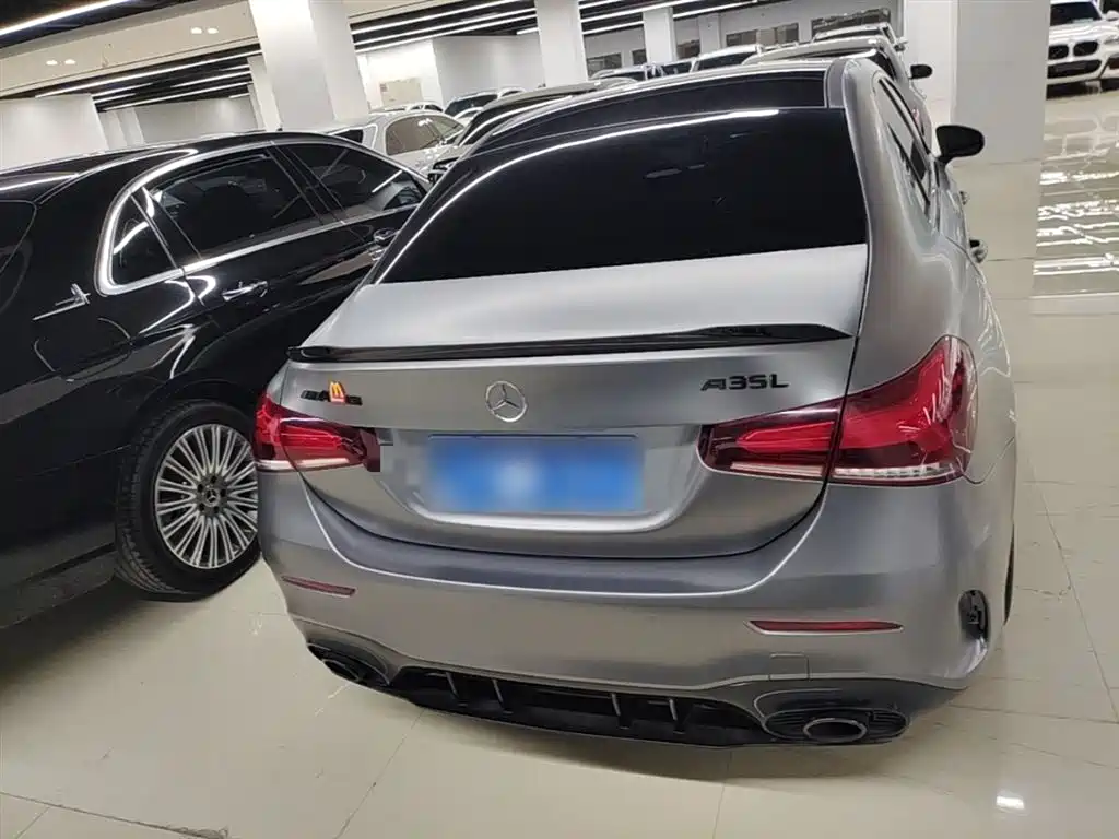 Mercedes-Benz A-Class AMG 2022 AMG A 35 L 4MATIC фото 6
