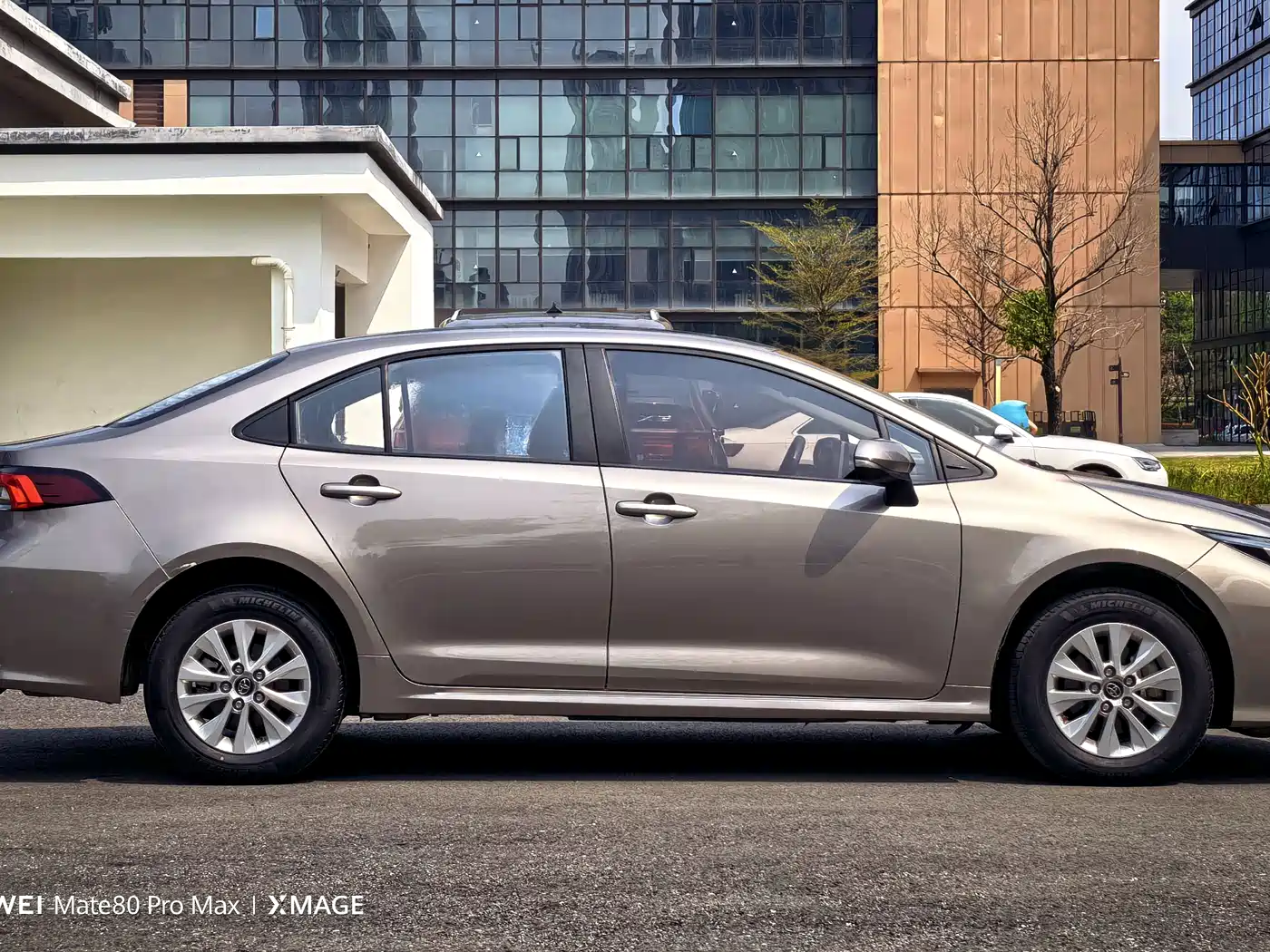 Toyota Corolla 2019 1.2T S-CVT GL-i Luxury Edition фото 10