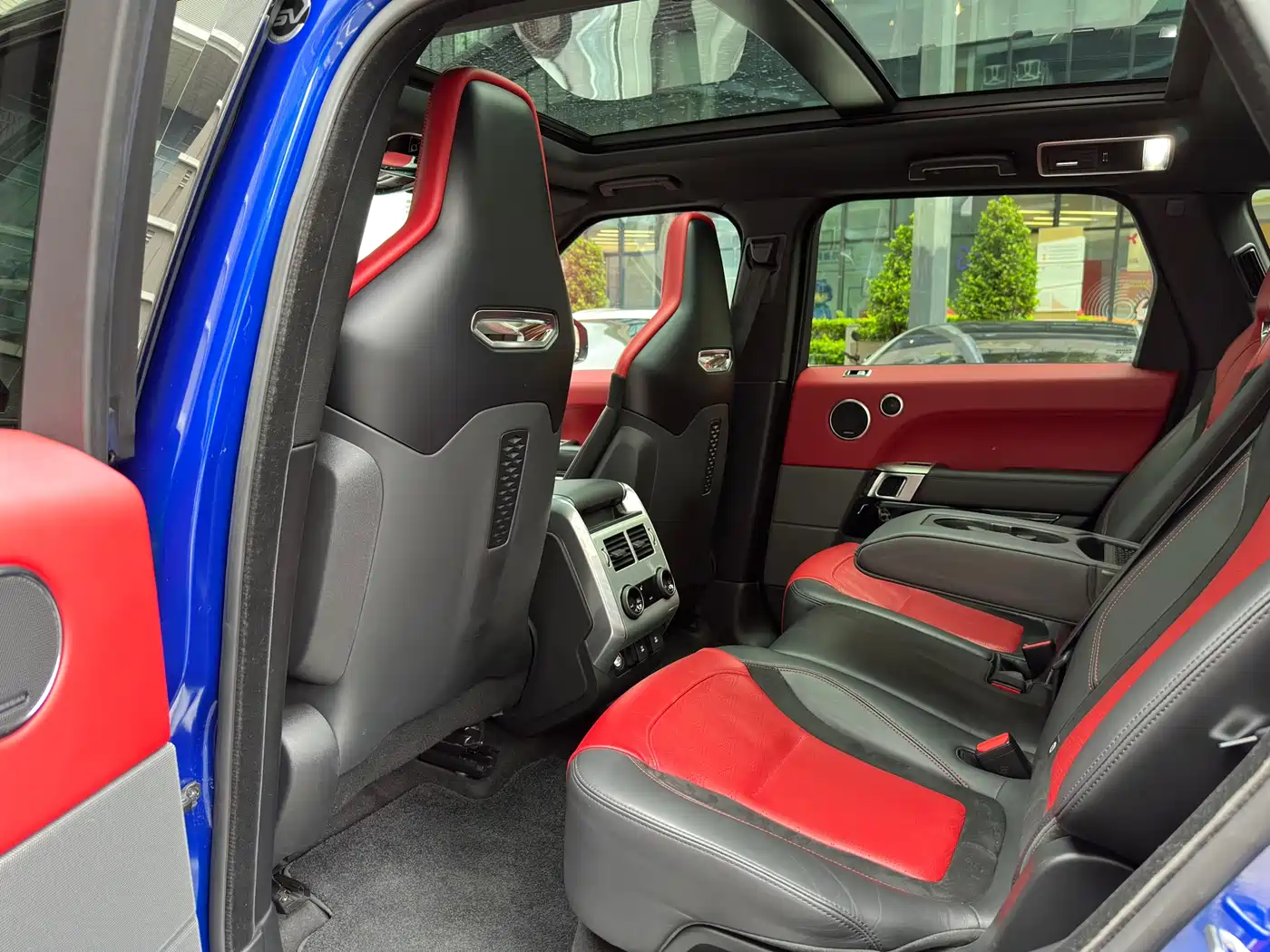 Land Rover Range Rover Sport 2022 5.0 SC V8 SVR фото 7
