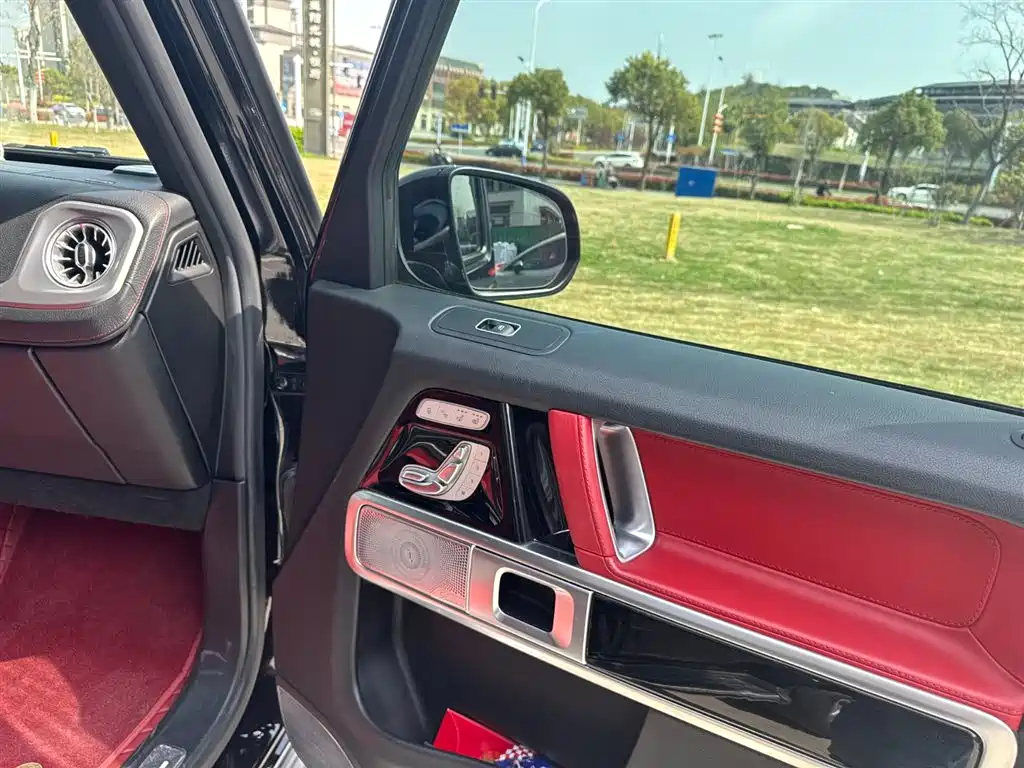 Mercedes-Benz G-Class AMG 2019 AMG G 63 фото 6