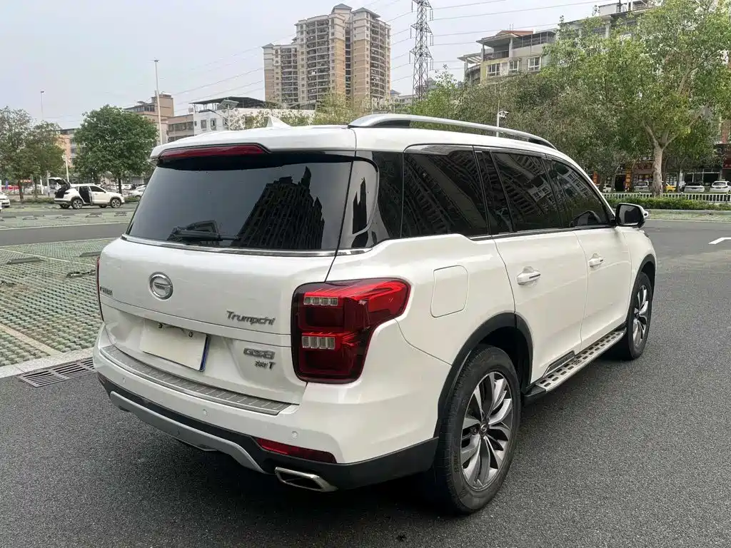 GAC Trumpchi Trumpchi GS8 2017 2017 320T 2WD Luxury Smart Connect (7-seater)