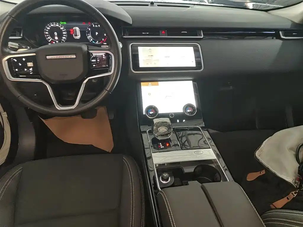 Land Rover Range Rover Velar 2022 250PS фото 10