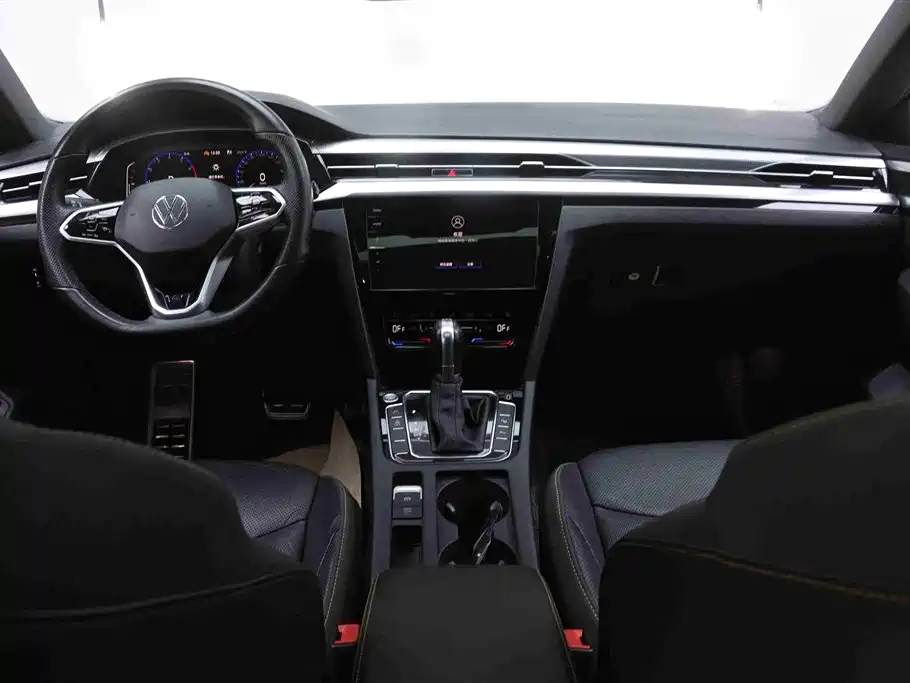 Volkswagen FAW-Volkswagen CC 2021 380TSI Eye-catching Edition фото 31