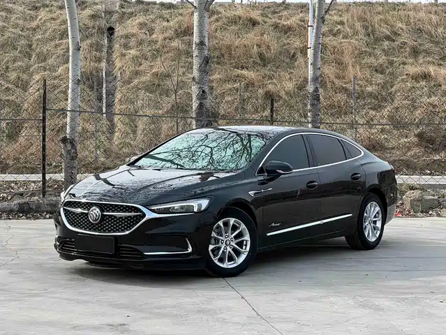 BUICK LACROSSE