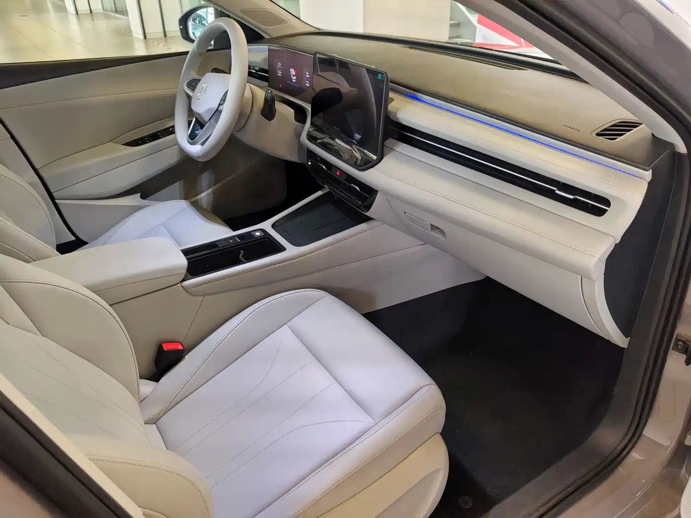 Volkswagen Lavida 2025 PRO 1.5T фото 32