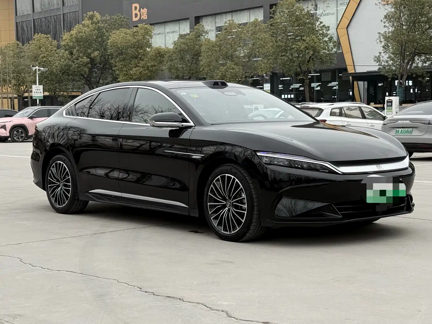 BYD Han 2025 DM-i 125KM LiDAR Smart Driving фото 3