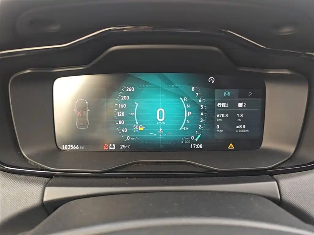 Lynk & Co 01 2017 2.0T AWD Pro фото 12