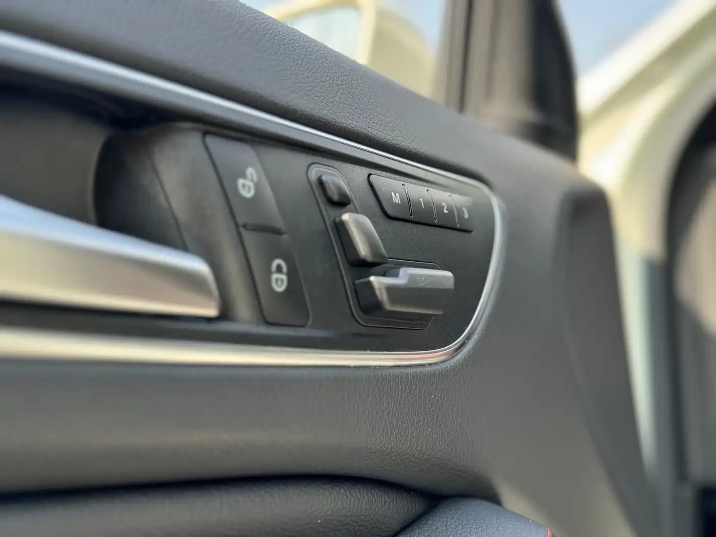 Mercedes-Benz A-Class AMG (Import) 2014 AMG A 45 4MATIC фото 6