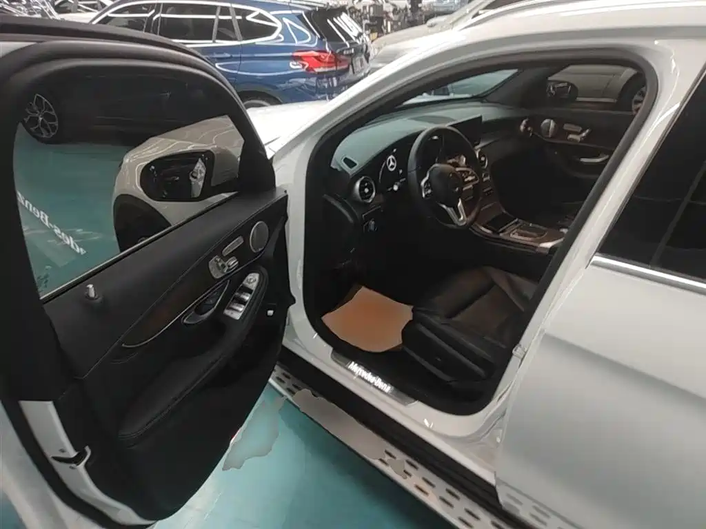 Mercedes-Benz GLC 2020 GLC 300 L 4MATIC Dynamic фото 16
