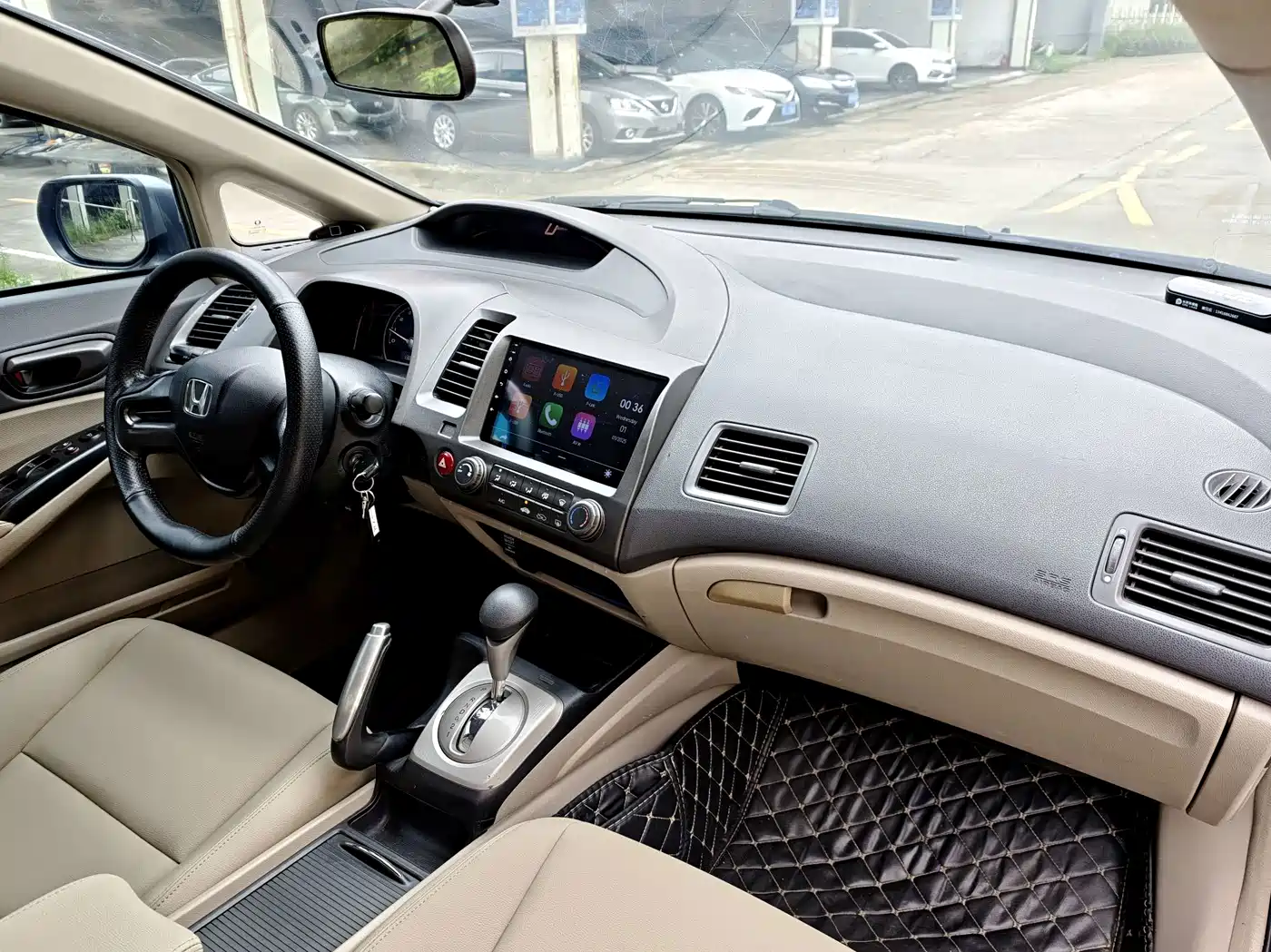 CIIMO CIIMO 2012 2012 1.8L Automatic