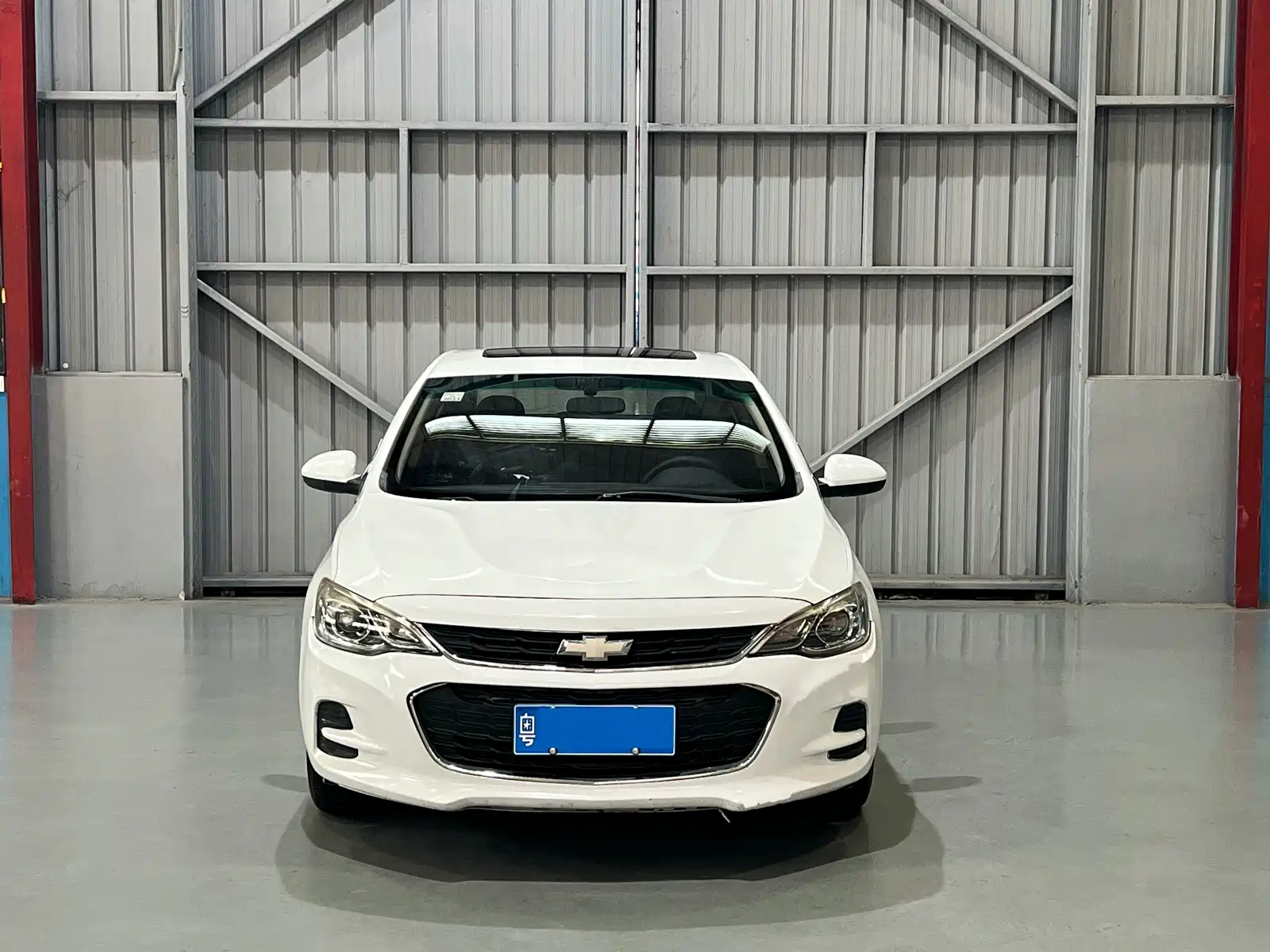 Photo 2 - Chevrolet Cavalier