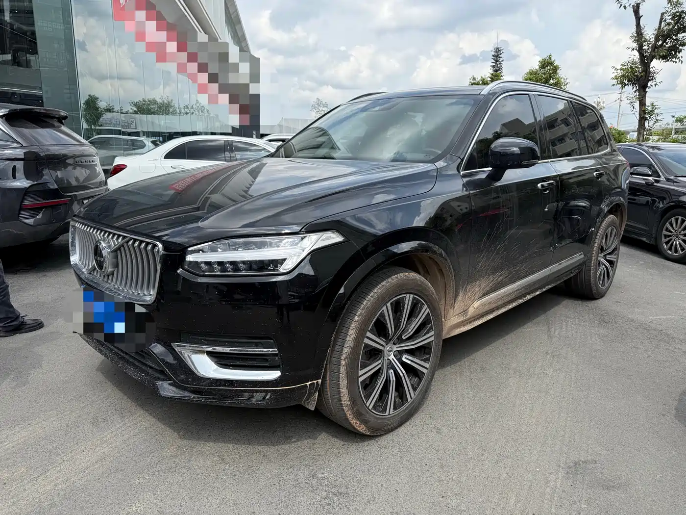 VOLVO XC90