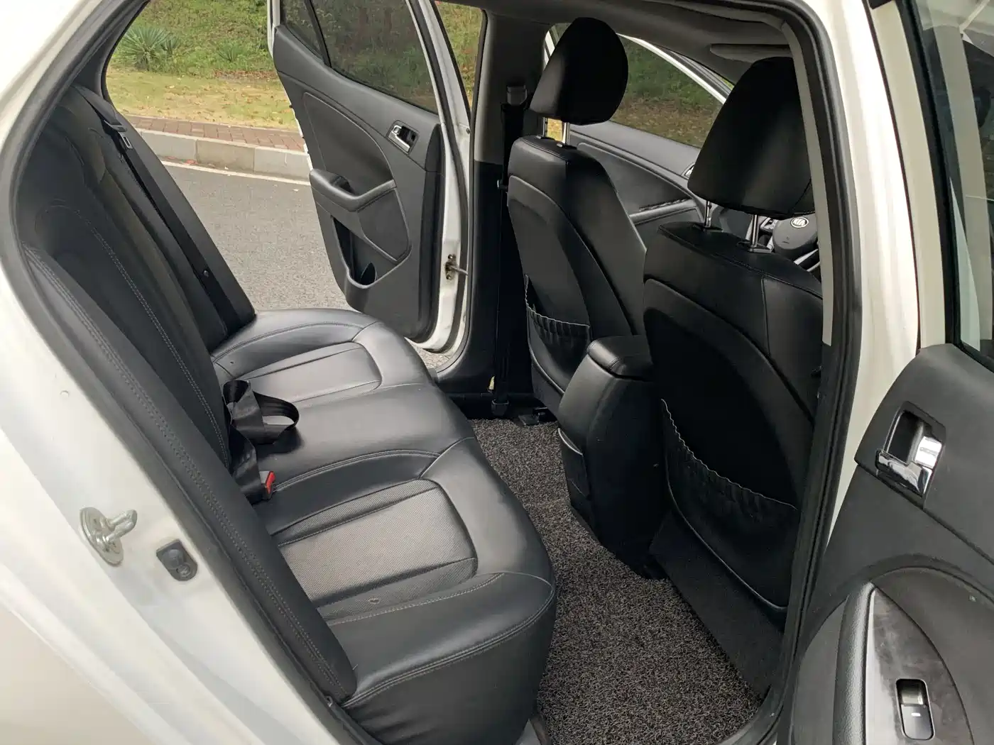 Kia K5 2014 2.0L Automatic LUXURY фото 14