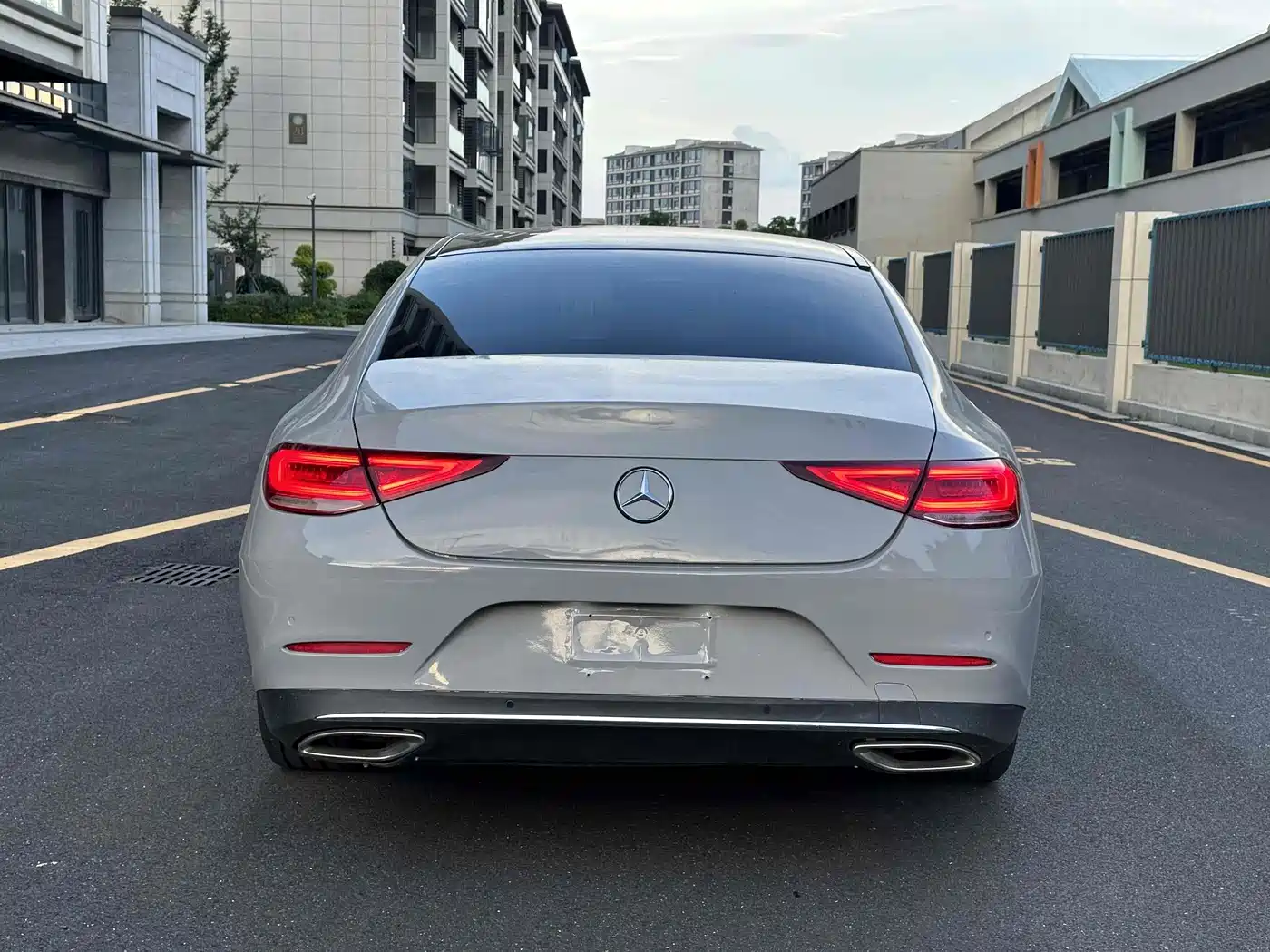 MERCEDES-BENZ CLS
