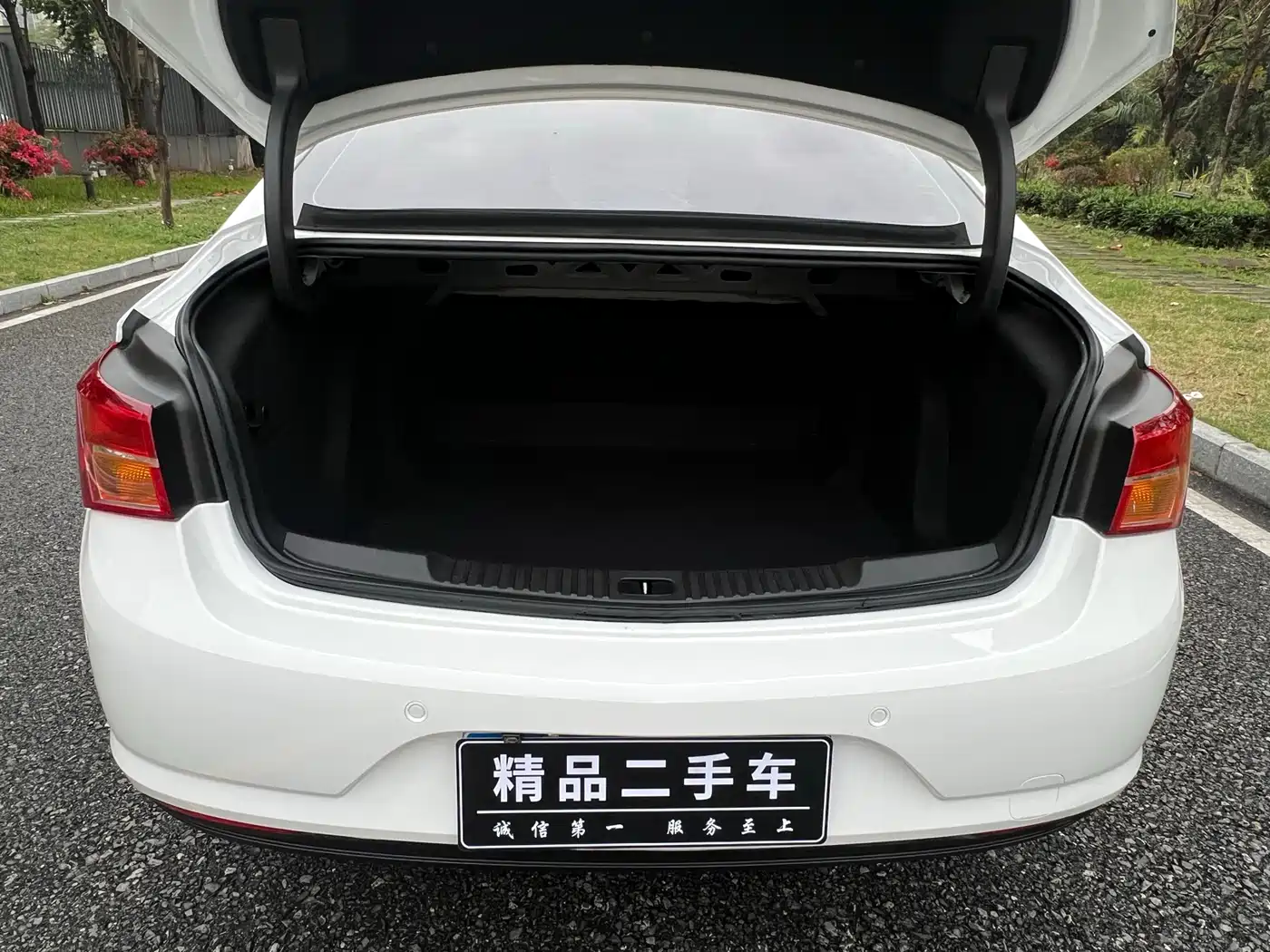 Buick Verano 2017 Sedan 15S Automatic Progressive фото 14