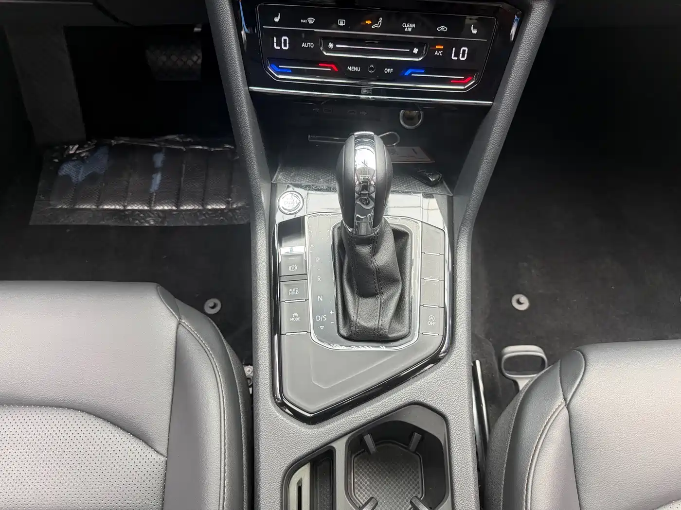 Volkswagen Tharu, миниатюра 17