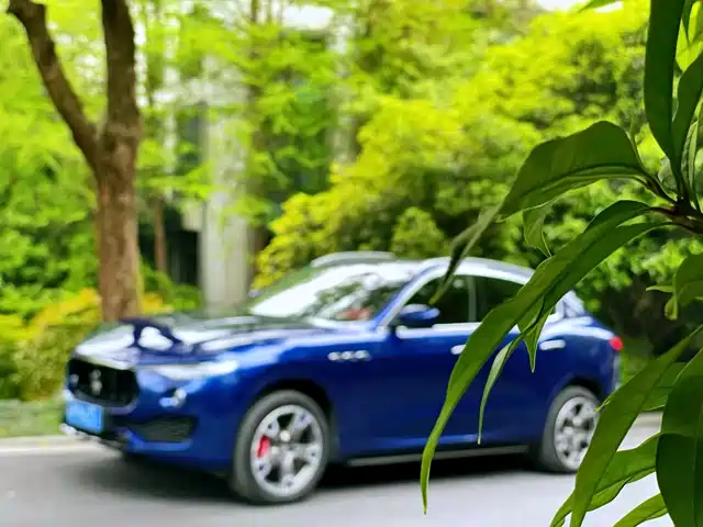 MASERATI LEVANTE