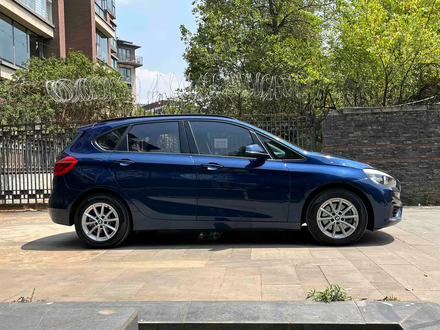 BMW 2 SERIES STATION WAGON