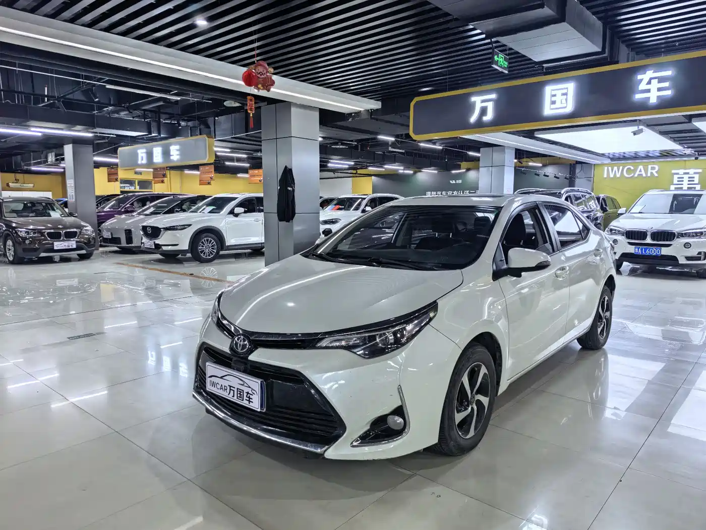 Toyota Levin 2017 Facelift 185T CVT Elite (China V) фото 2
